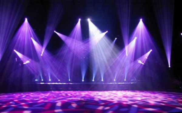 15R Moving Head Hybrid 3 in 1 BEAM, WASH, SPOT 2 X 15R - Image 3